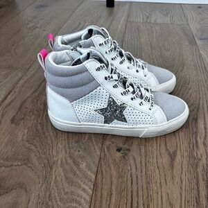 Vintage Havanas, Gray and White High-Top Sneakers with Star Detail